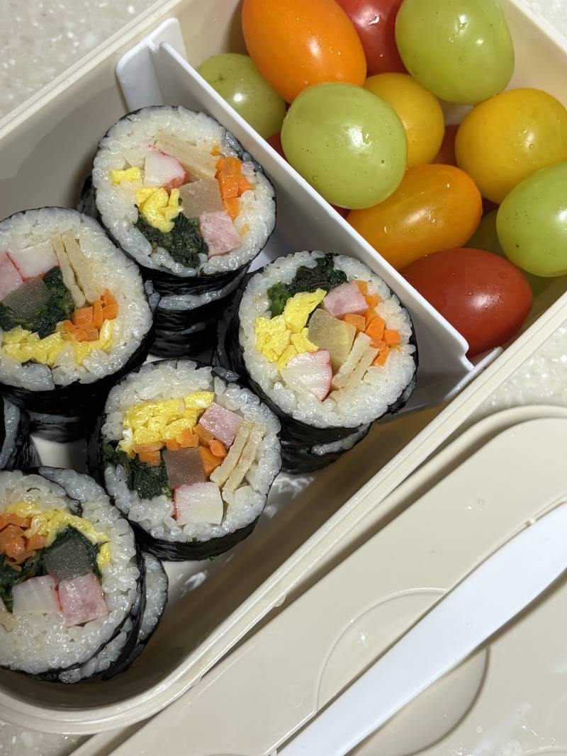 [잡담] 오늘 혼자여행가는데 김밥쌌어ㅎㅎ - 인스티즈(instiz) 일상 카테고리 [잡담] 오늘 혼자여행가는데 김밥쌌어ㅎㅎ