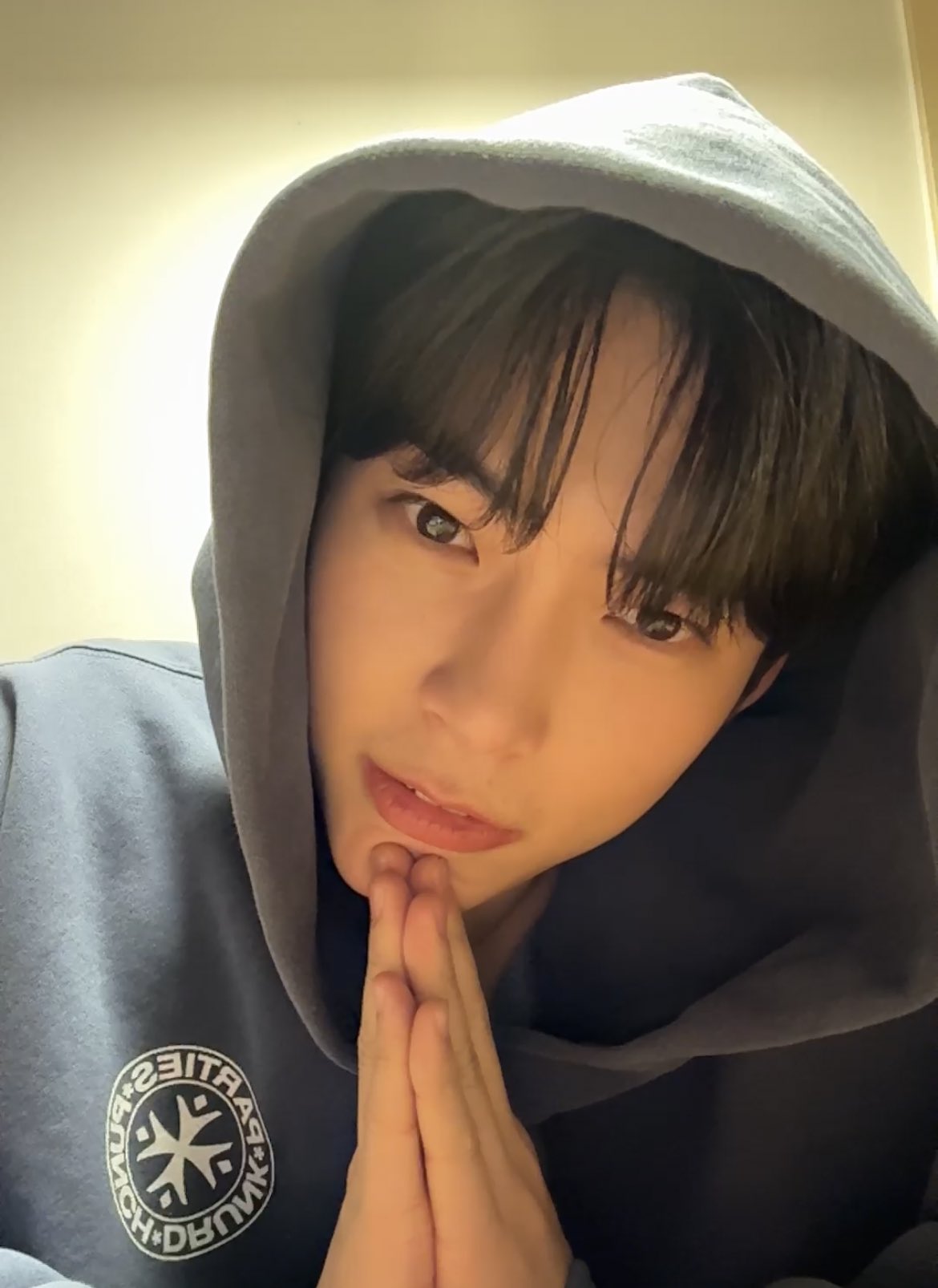 [잡담] 미친 성한빈 이러고 버블 라방한 거 실환가 | 인스티즈