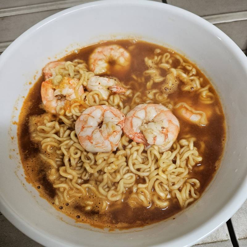 [잡담] 새벽에 먹는 새우라면 | 인스티즈