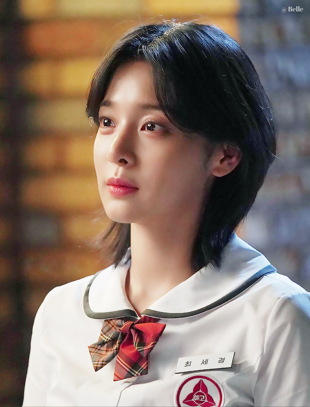 [잡담] 워터멜론 은유 하복 입었을땐 미래에서 온 사실 알게된 후일까? - 인스티즈(instiz) 드영배 카테고리