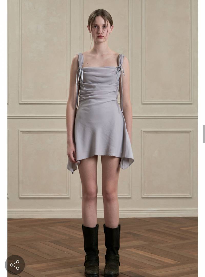 [잡담] 연말에 입고 놀 원피스인데 색깔 골라주랑!!!🖤🩶 | 인스티즈