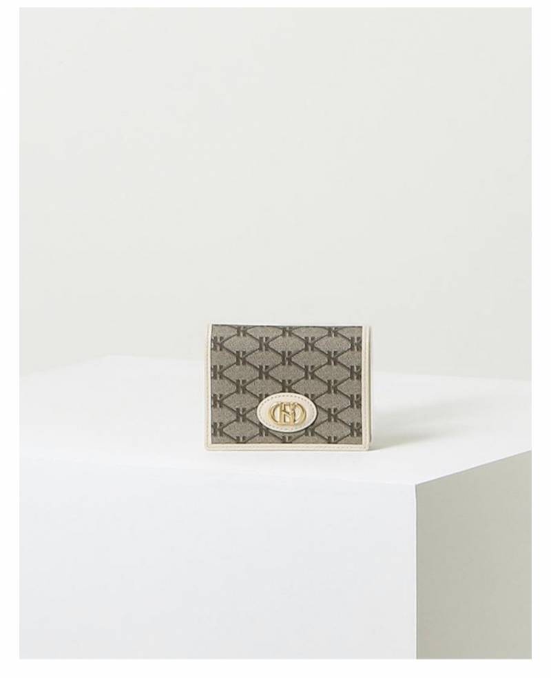 [잡담] 지갑 뭐가 더 예쁜지 골라주라!! | 인스티즈