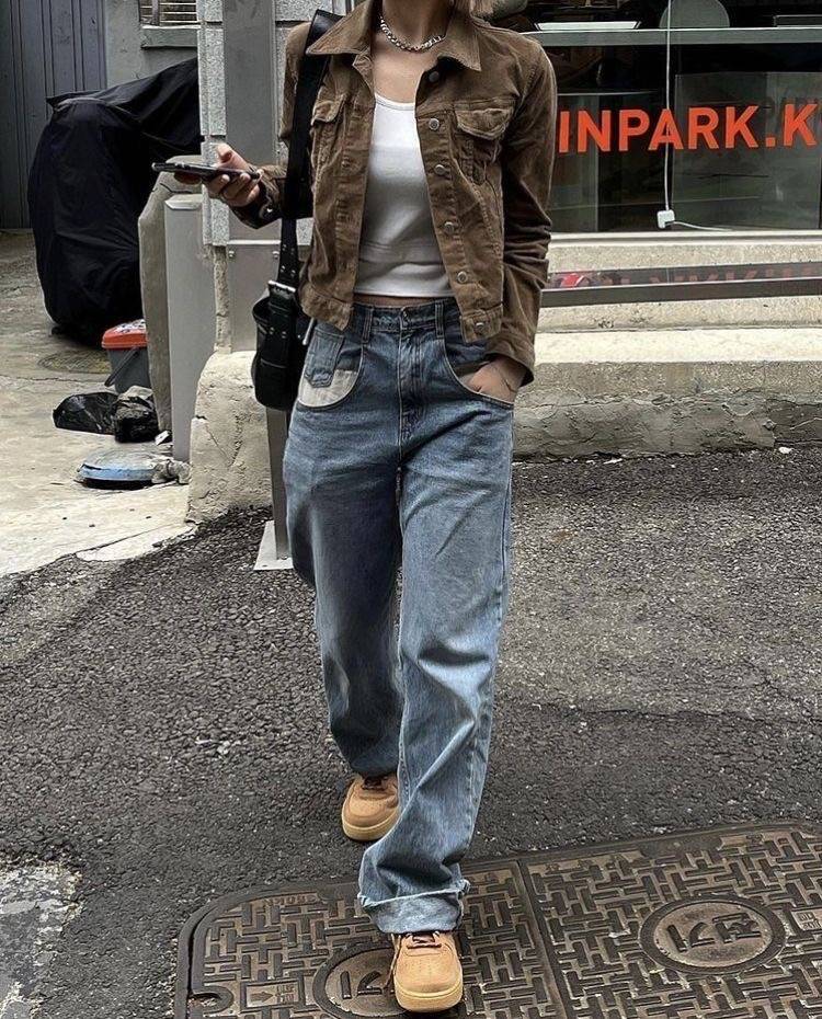 [잡담] 나이키 된장포스 / 어그부츠 둘중 뭐살까 겨울템🤎🤎🤎1122 | 인스티즈