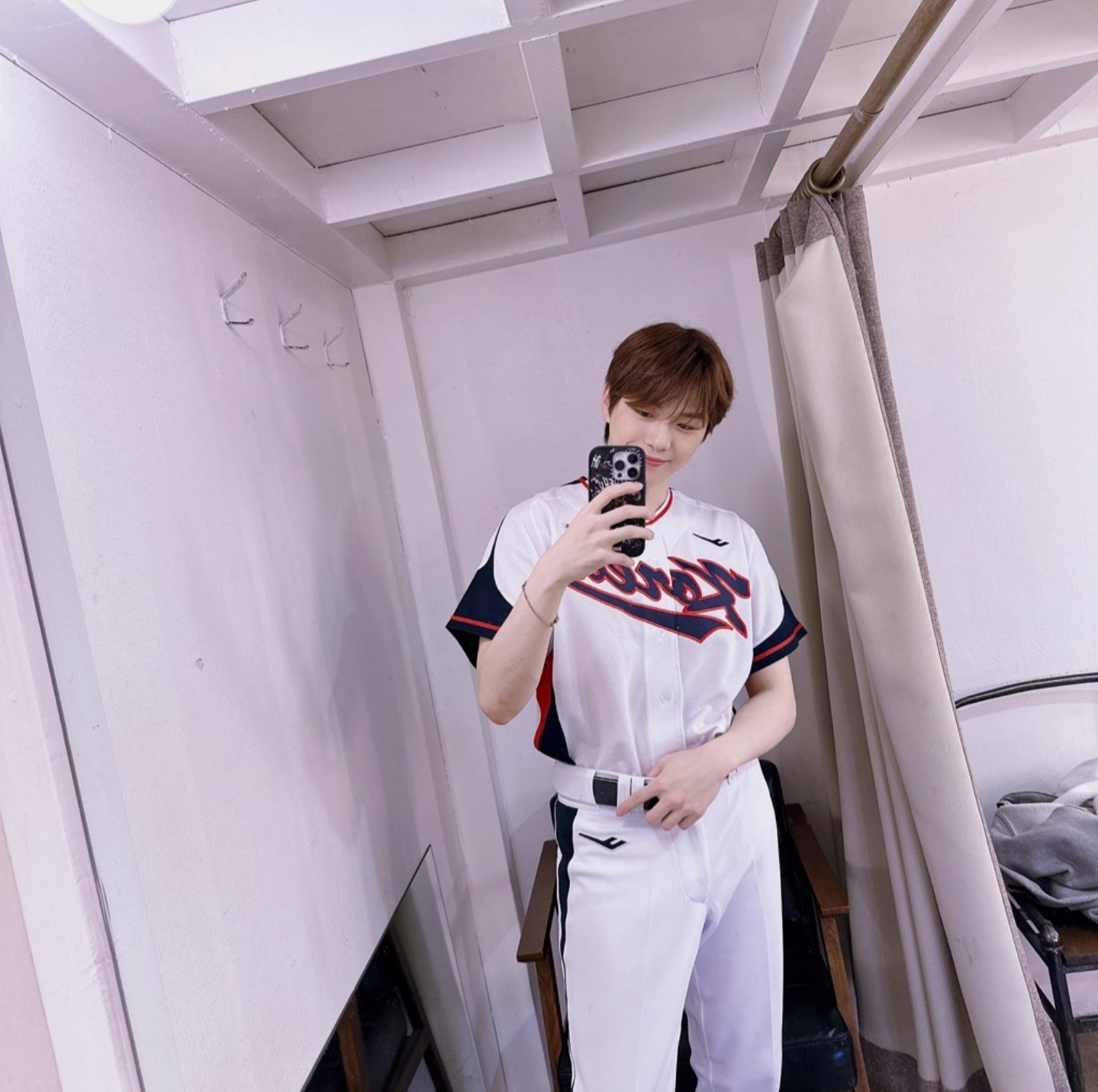 [잡담] 강다니엘 운동부 컨셉 개찰떡이야 진짜 | 인스티즈