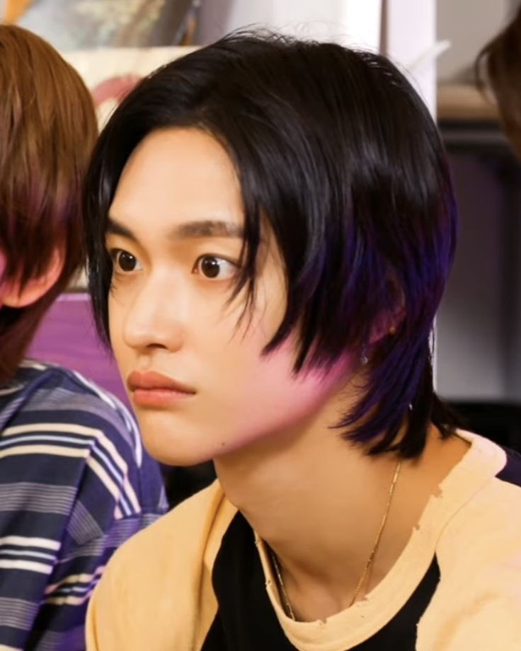 [잡담] 원빈 이러고 있는 거 사진이나 짤 있응까 | 인스티즈