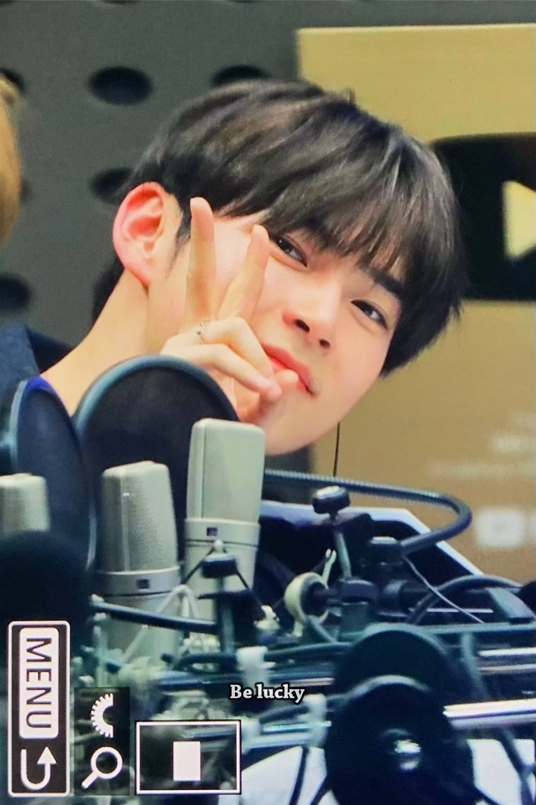 성한빈 프리뷰 webp 약 20 장 공유 | 인스티즈