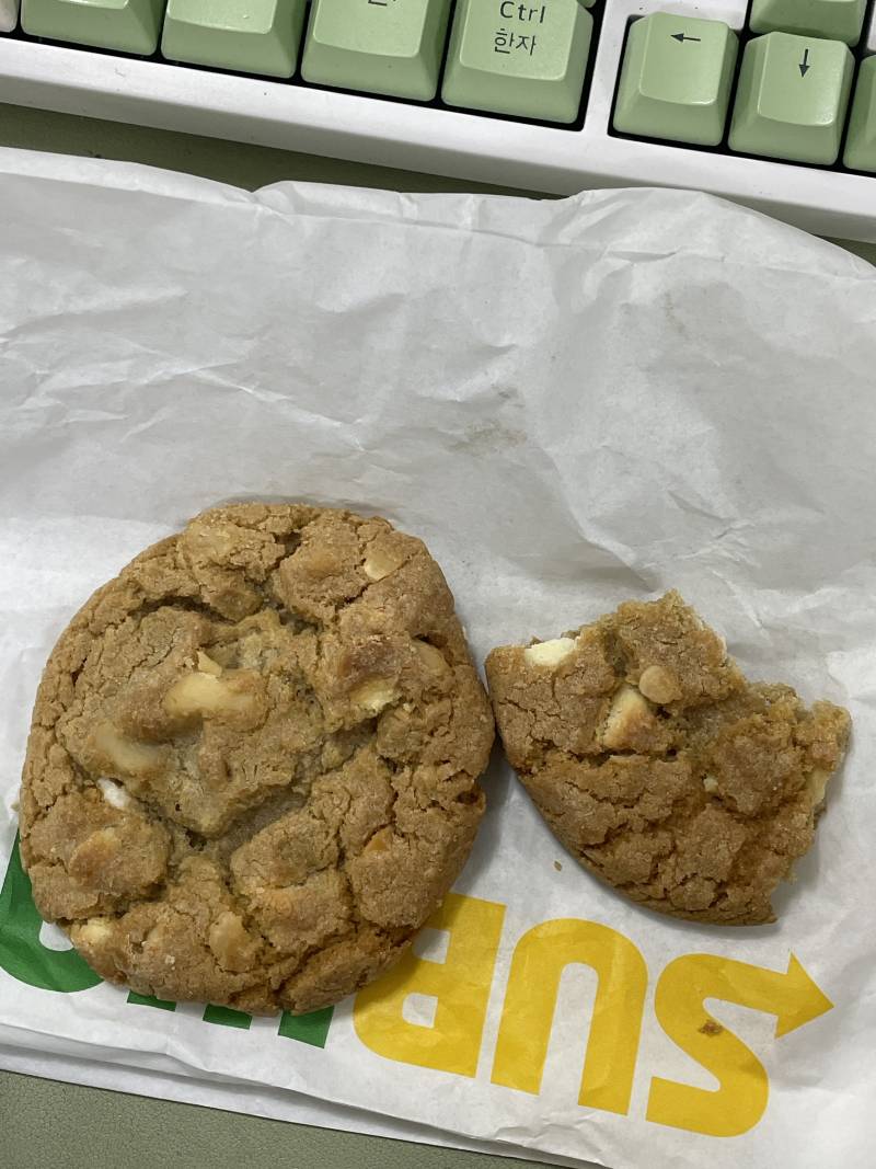 [잡담] 회사에서 먹는 섭웨 쿠키 | 인스티즈