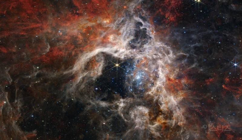 제임스 웹이 촬영한 경이로운 우주의 모습 | 인스티즈