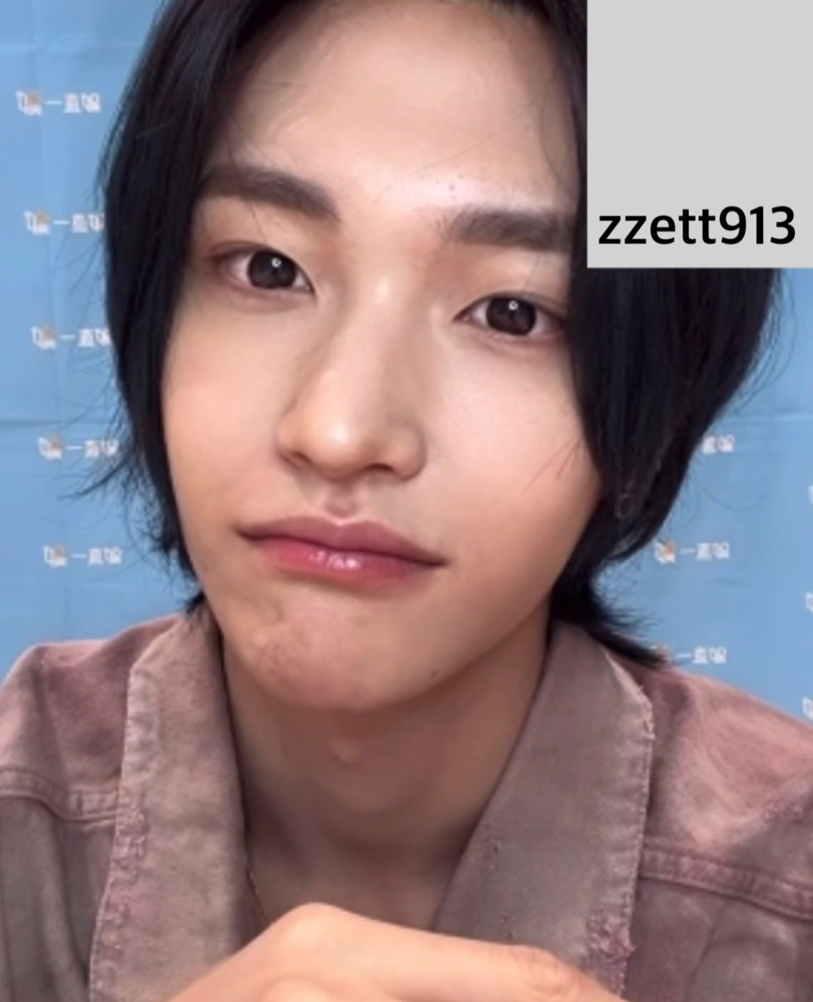 [잡담] 원빈이 오늘 진짜 이쁘다 | 인스티즈