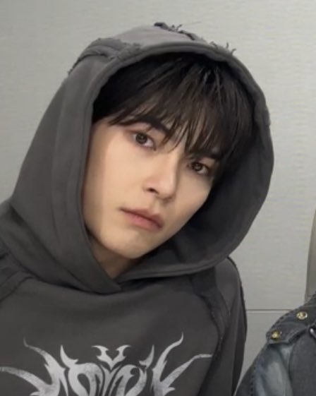 [잡담] 성한빈 얼굴보면 | 인스티즈