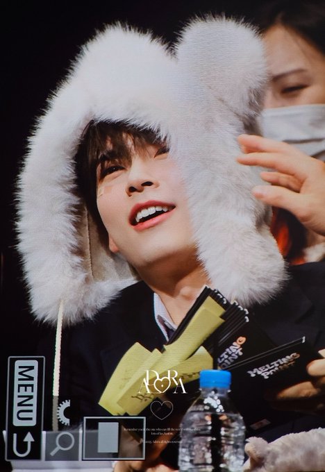 [잡담] 저항없이 밀리는 성한빈 | 인스티즈