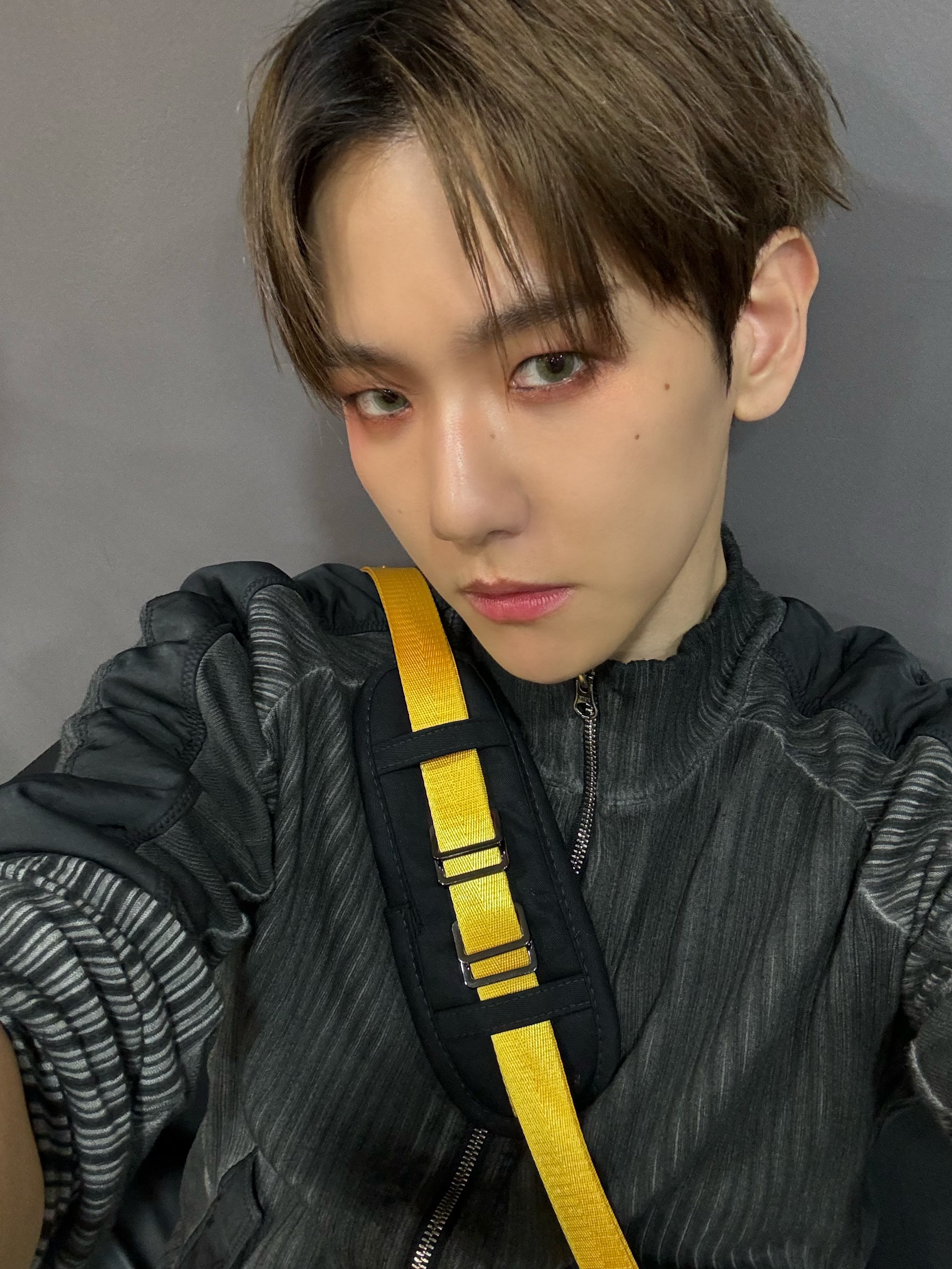 [잡담] 백현 실물 진짜 잘생겼을거같음.. | 인스티즈