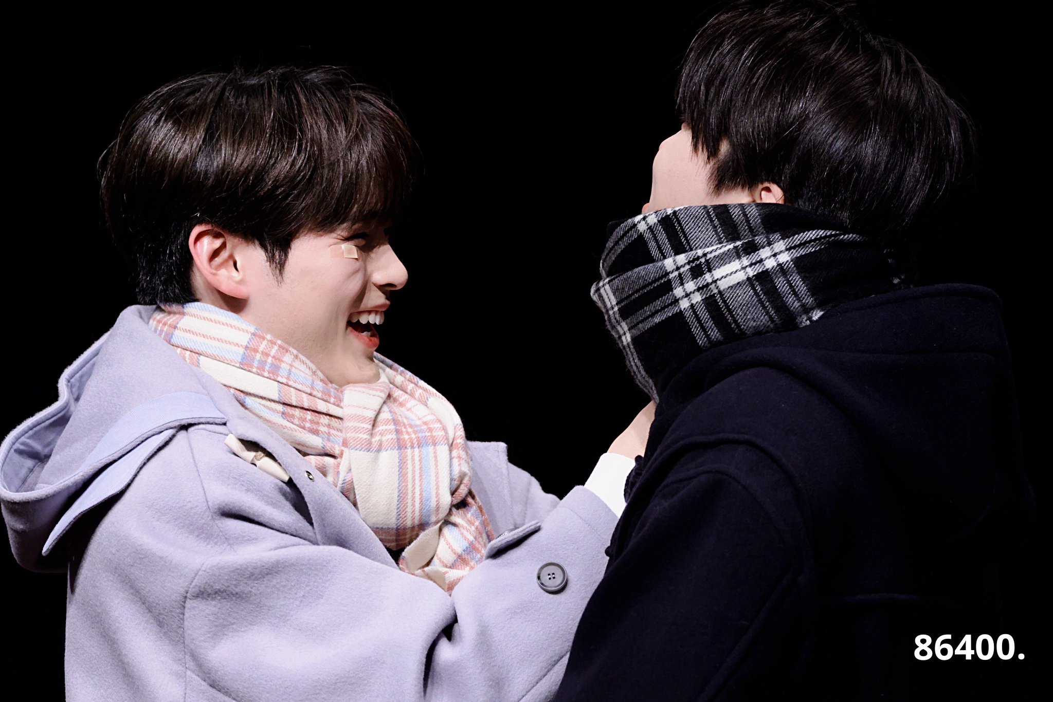 [잡담] 아니 성한빈 박건욱 보다 쪼끔 나이많다고 | 인스티즈