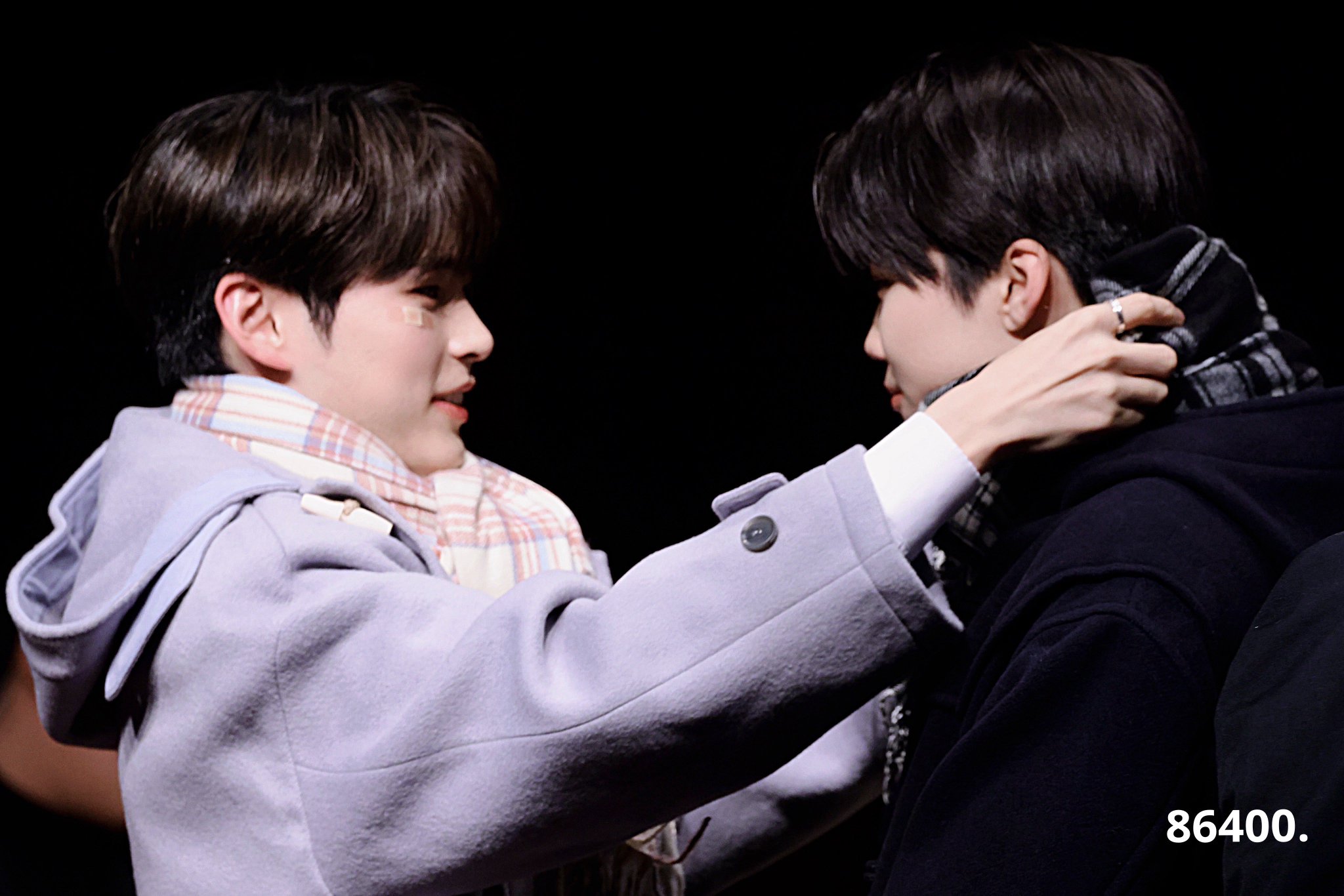 [잡담] 아니 성한빈 박건욱 보다 쪼끔 나이많다고 | 인스티즈