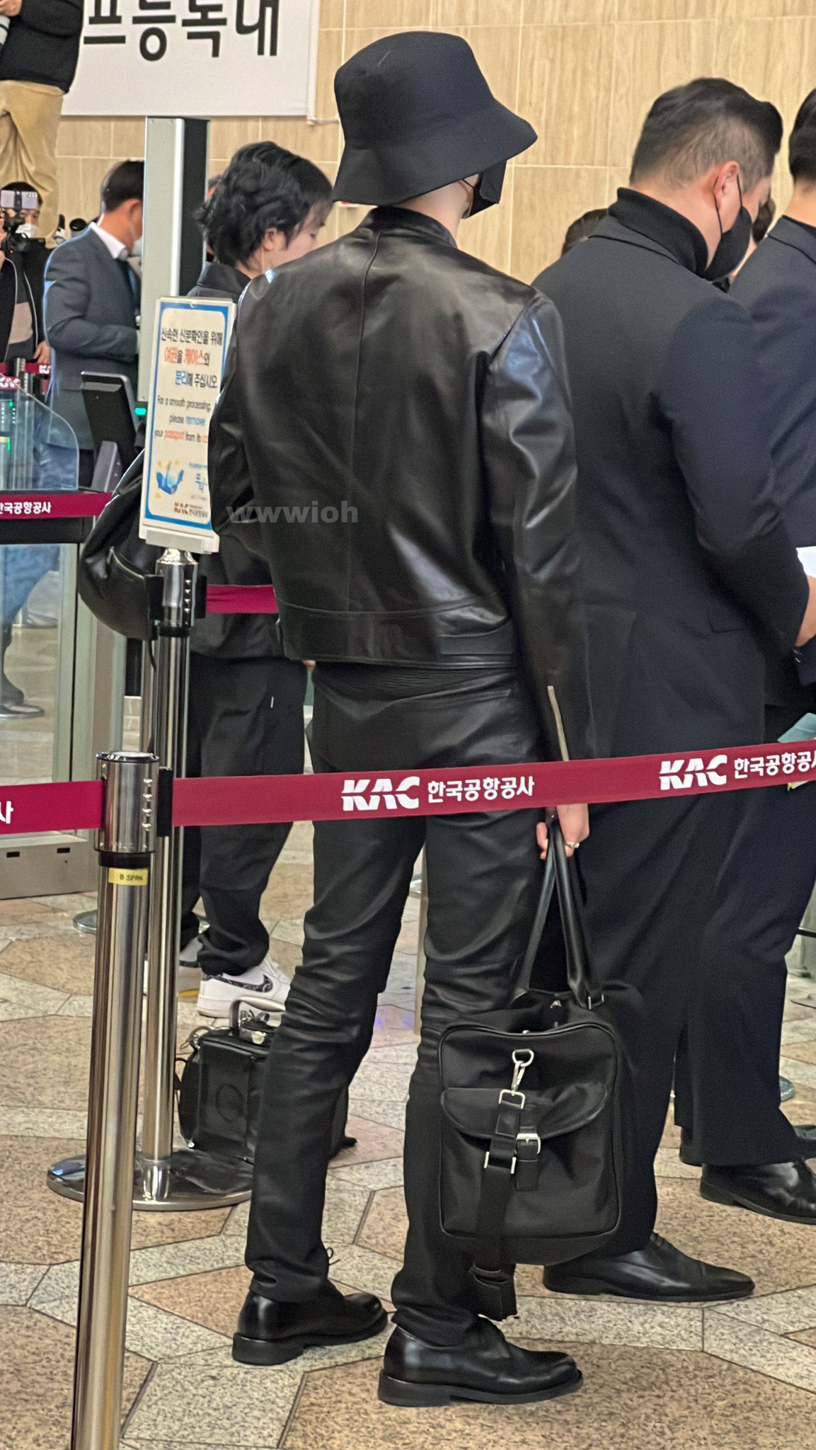 [잡담] 세븐틴 원우 오늘 티원 이겨서 기분 엄청 좋은가봐 | 인스티즈