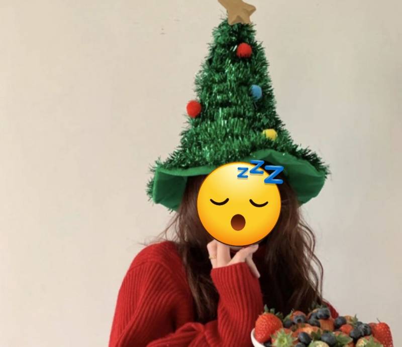 [잡담] 애들아 이거 크리스마스 이브에 쓰고 혼자 댕길 수 있음?? | 인스티즈