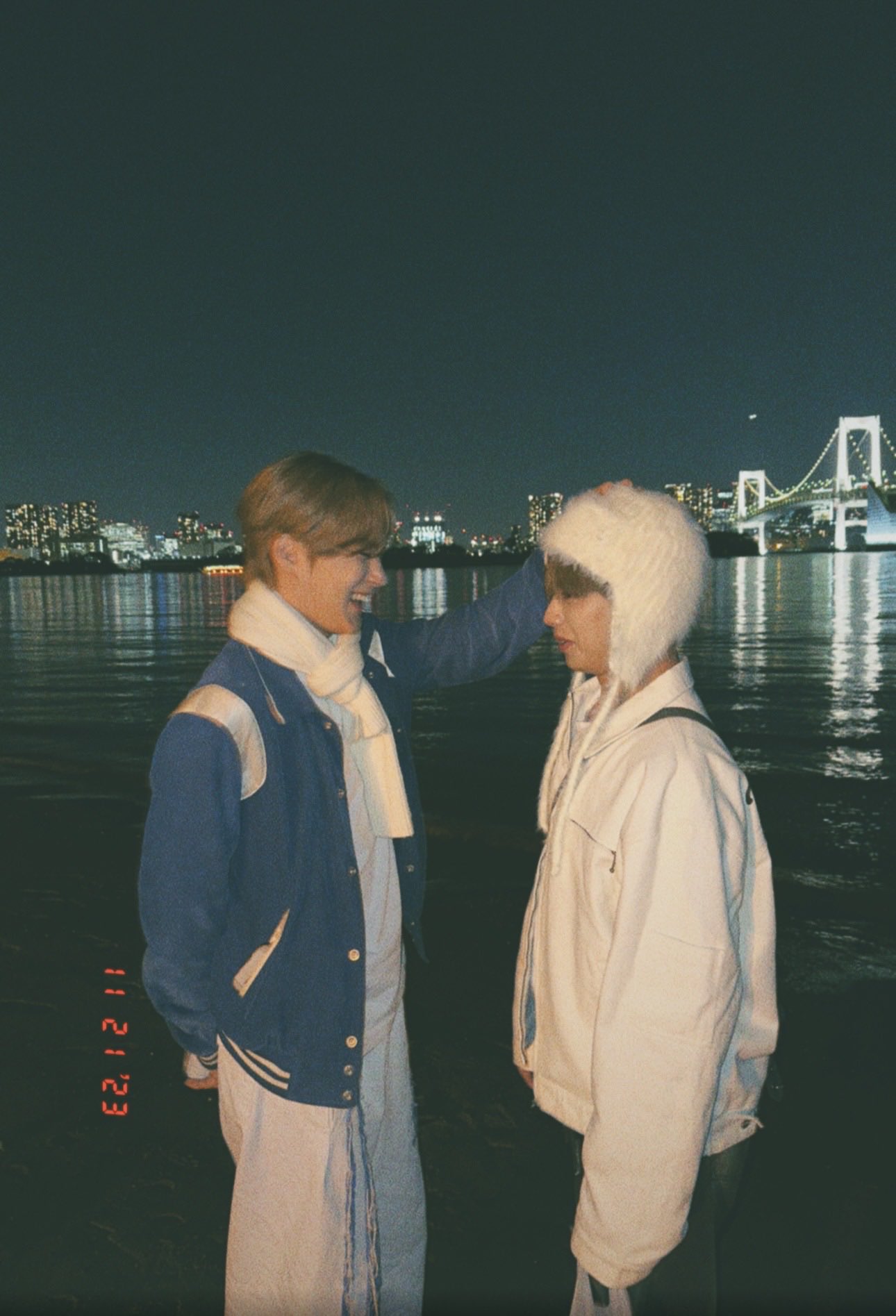 [잡담] 박한빈 최근 일본에서 찍은사진 느낌있다 | 인스티즈