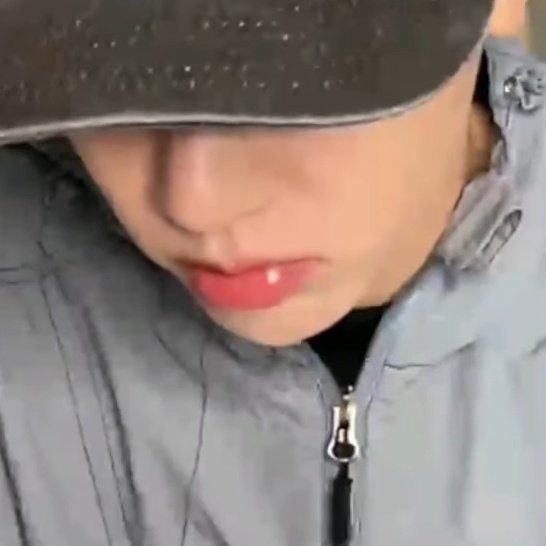 [잡담] 장하오 어제 라방때 입술 | 인스티즈