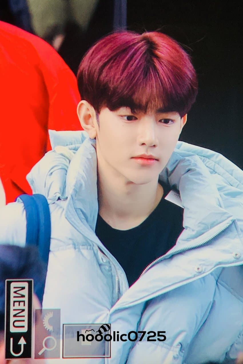 [잡담] 장하오가 오늘 출근길 새벽에 이렇게 물어봤는데 뭐 고른거 같아? | 인스티즈