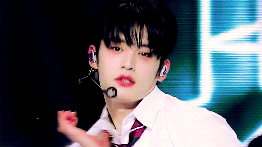 [잡담] 김지웅 블러셔 너무 좋아🥹 | 인스티즈