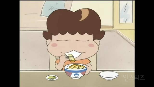 다이어트 하는 엄마가 만들어준 반찬요리 먹고 맛 없어서 배달시킴 | 인스티즈