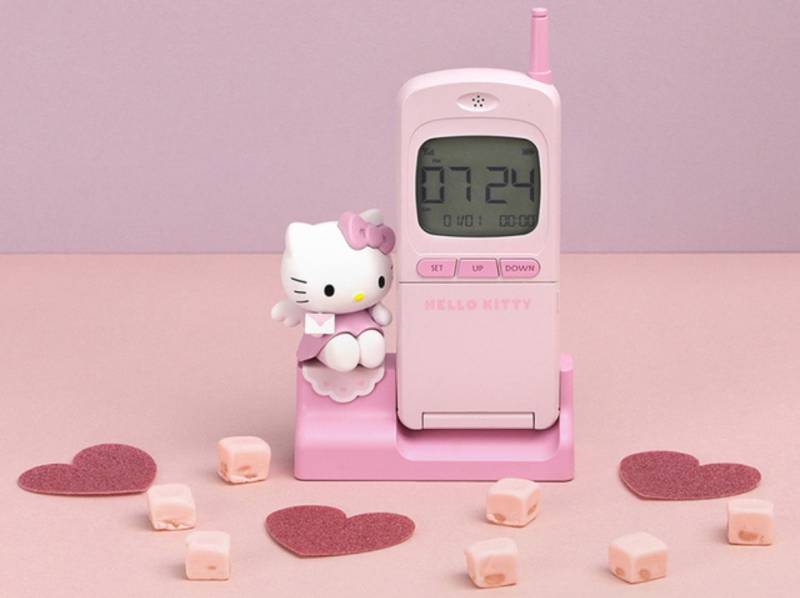 [잡담] 협탁 위에 하나만 놓을 수 있다면 어떤 거 할 거 같아?? | 인스티즈