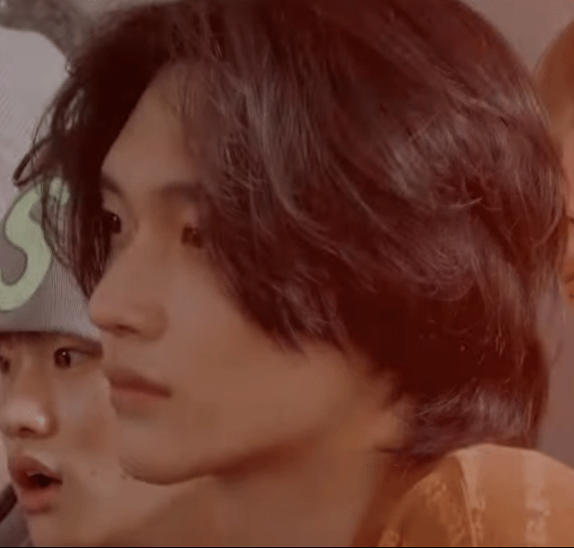 [잡담] 원빈이는 왜 이렇게 생겨서 내 맘을 흔드는 건데... | 인스티즈