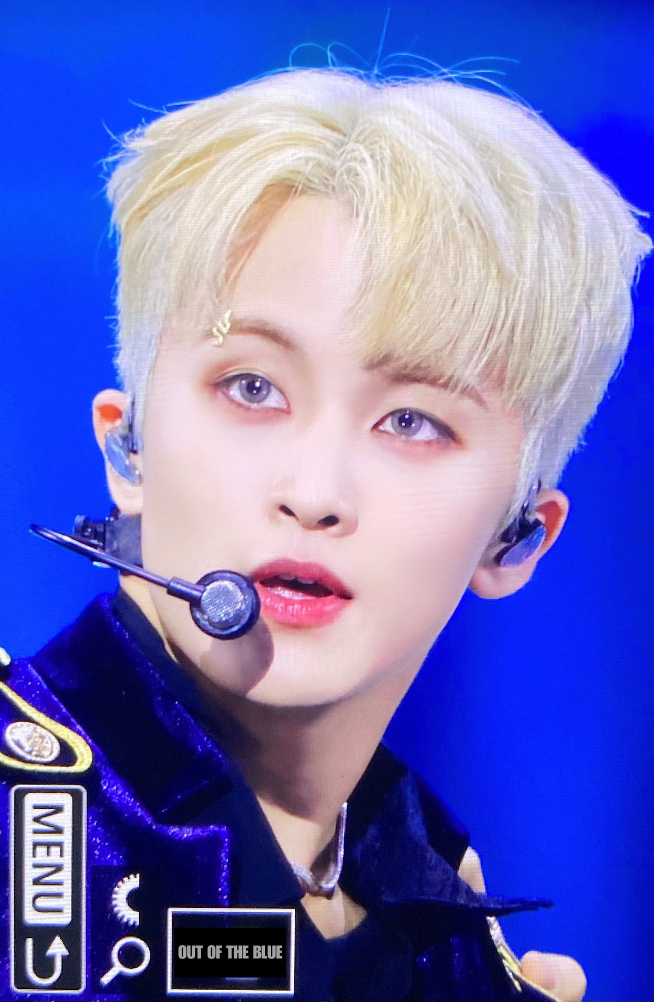 [잡담] nct 마크 눈썹에 뱀 얹은 사람 누구임 | 인스티즈