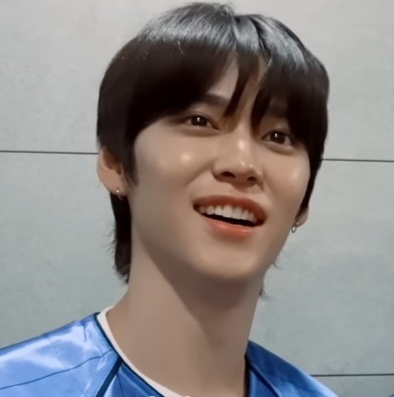 [잡담] 그래도 나 은석이 셀고사진 좋아함ㅋㅋ | 인스티즈