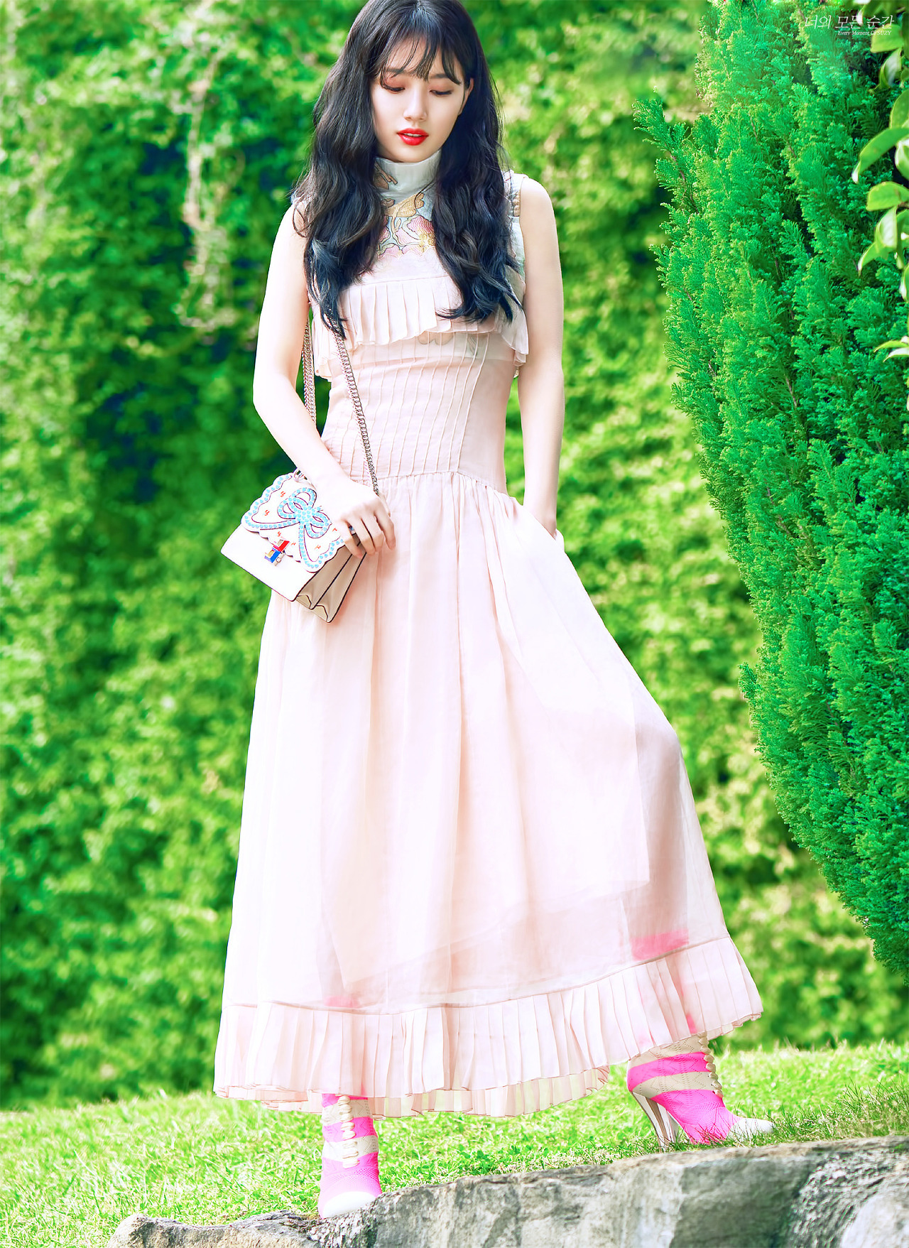 [잡담] 수지 디올만 기억하지만 수지는 펜디 앰버 때가 찐이다 | 인스티즈