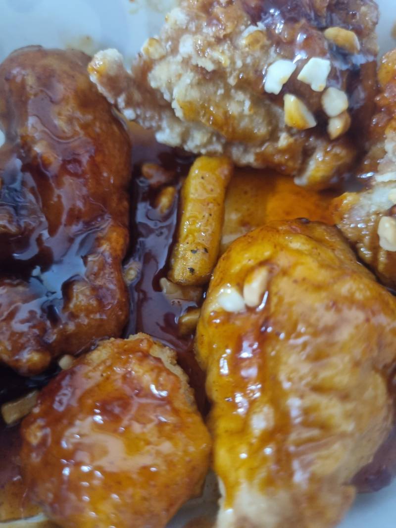 [잡담] 맘터 떡강정 먹는데 이거 뭐야?? | 인스티즈