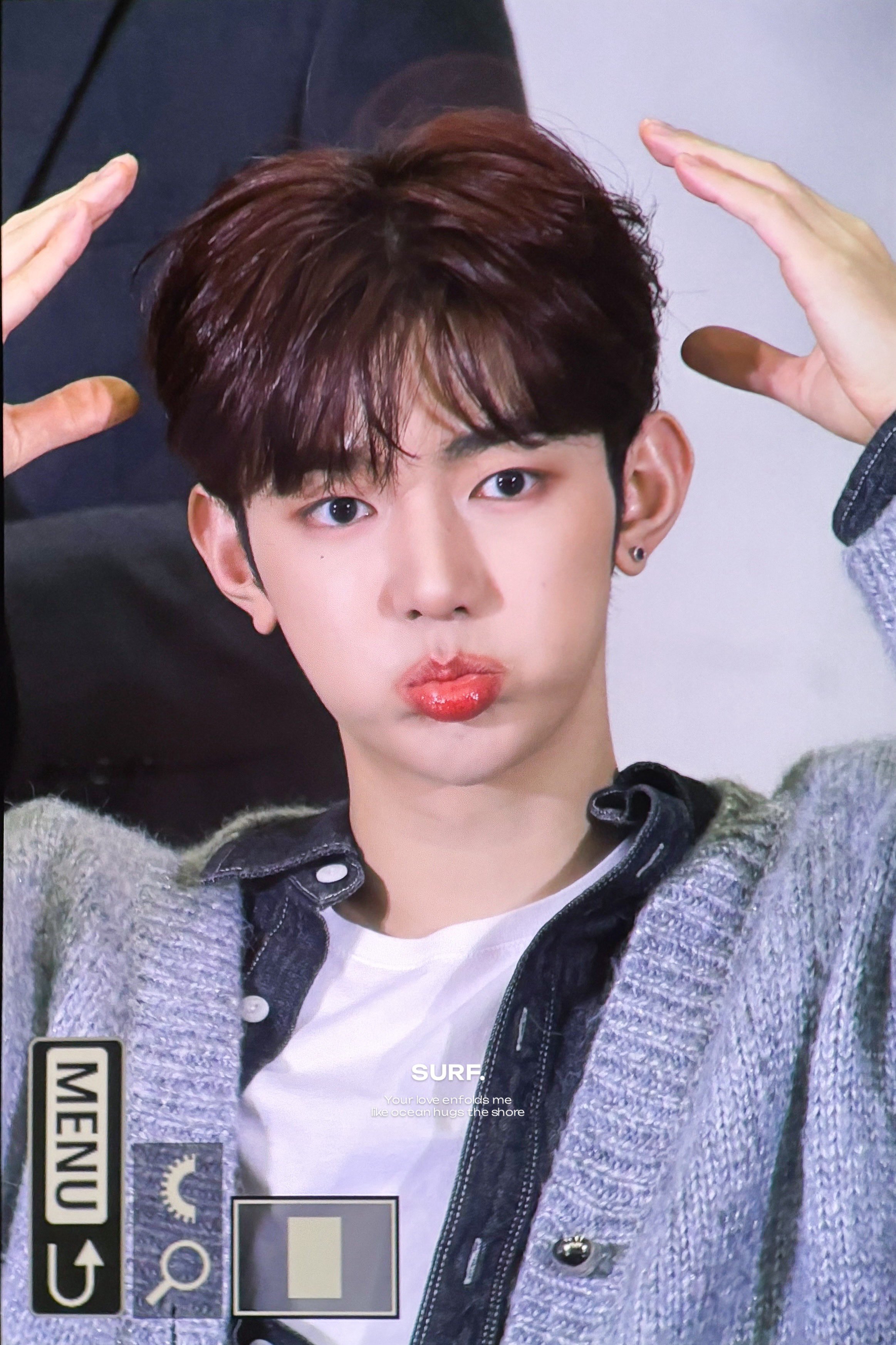 [잡담] 오늘 팬싸 장하오가 너무 좋다면? | 인스티즈