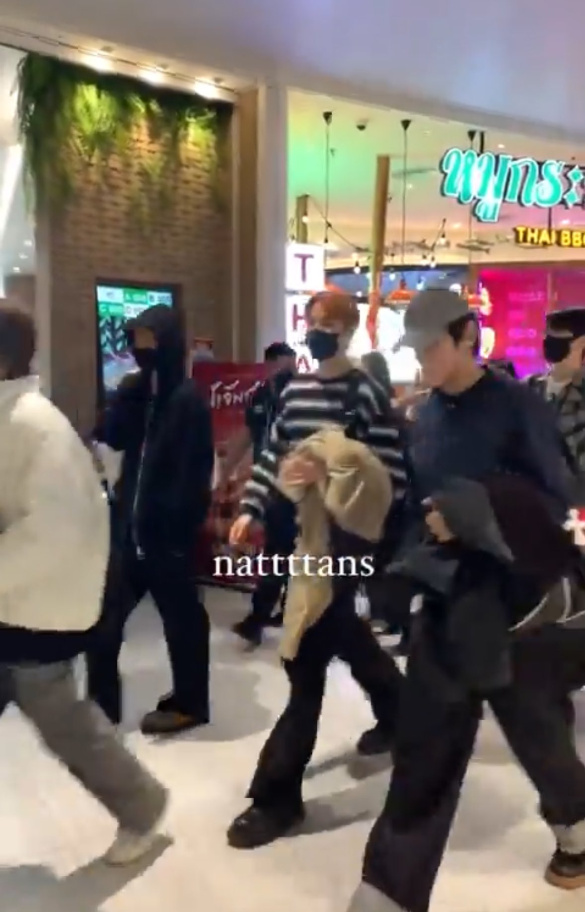 [잡담] 정우 진짜 거대 강아지구나... | 인스티즈