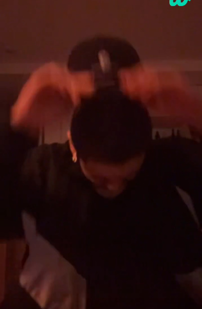 [잡담] 정국 머리 캡쳐 떴는데 와 ㅋㅋㅋㅋㅋㅋㅋㅋㅋㅋㅋㅋ | 인스티즈