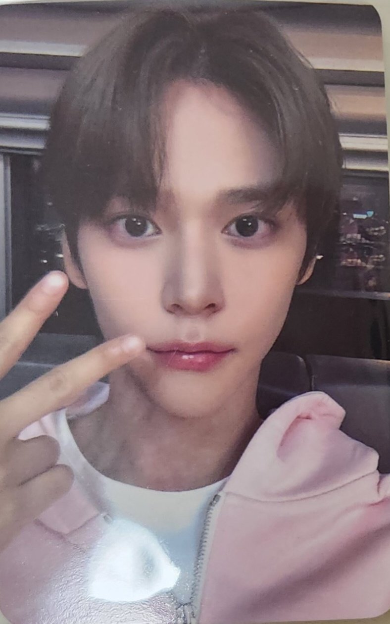 [잡담] 은석 이거 진짜 비현실적으로 생겼다 | 인스티즈