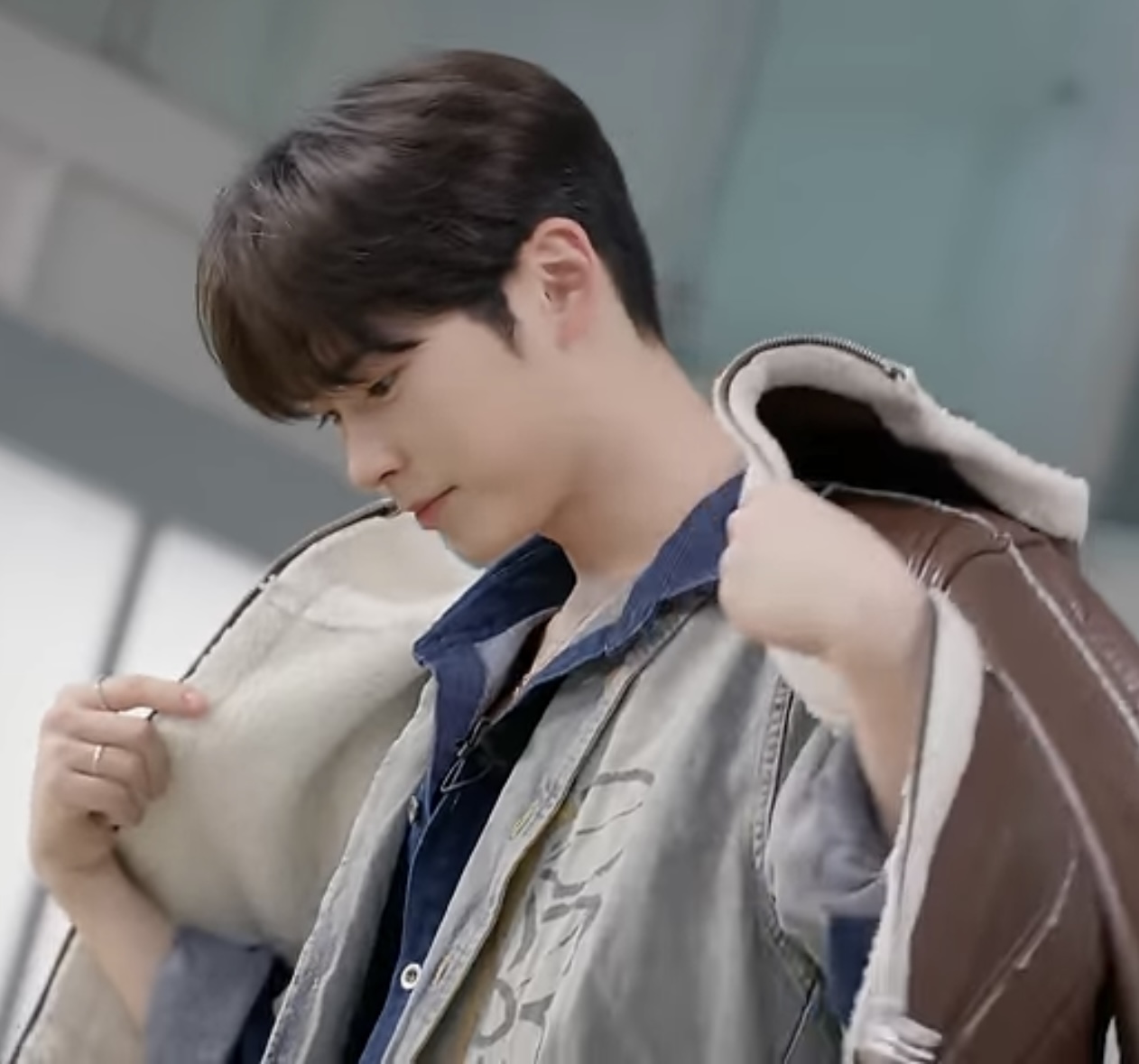 [잡담] 아니 성한빈 쇄골 미친 | 인스티즈