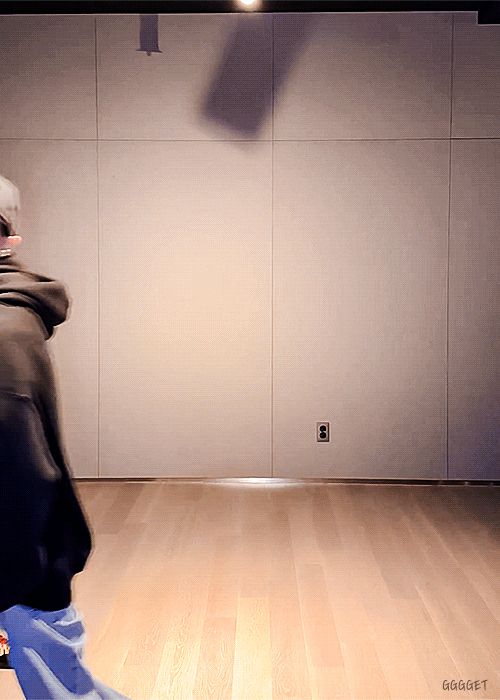 [잡담] 원빈 머리 걷은 짤 찾아보면 다 나오는데 | 인스티즈