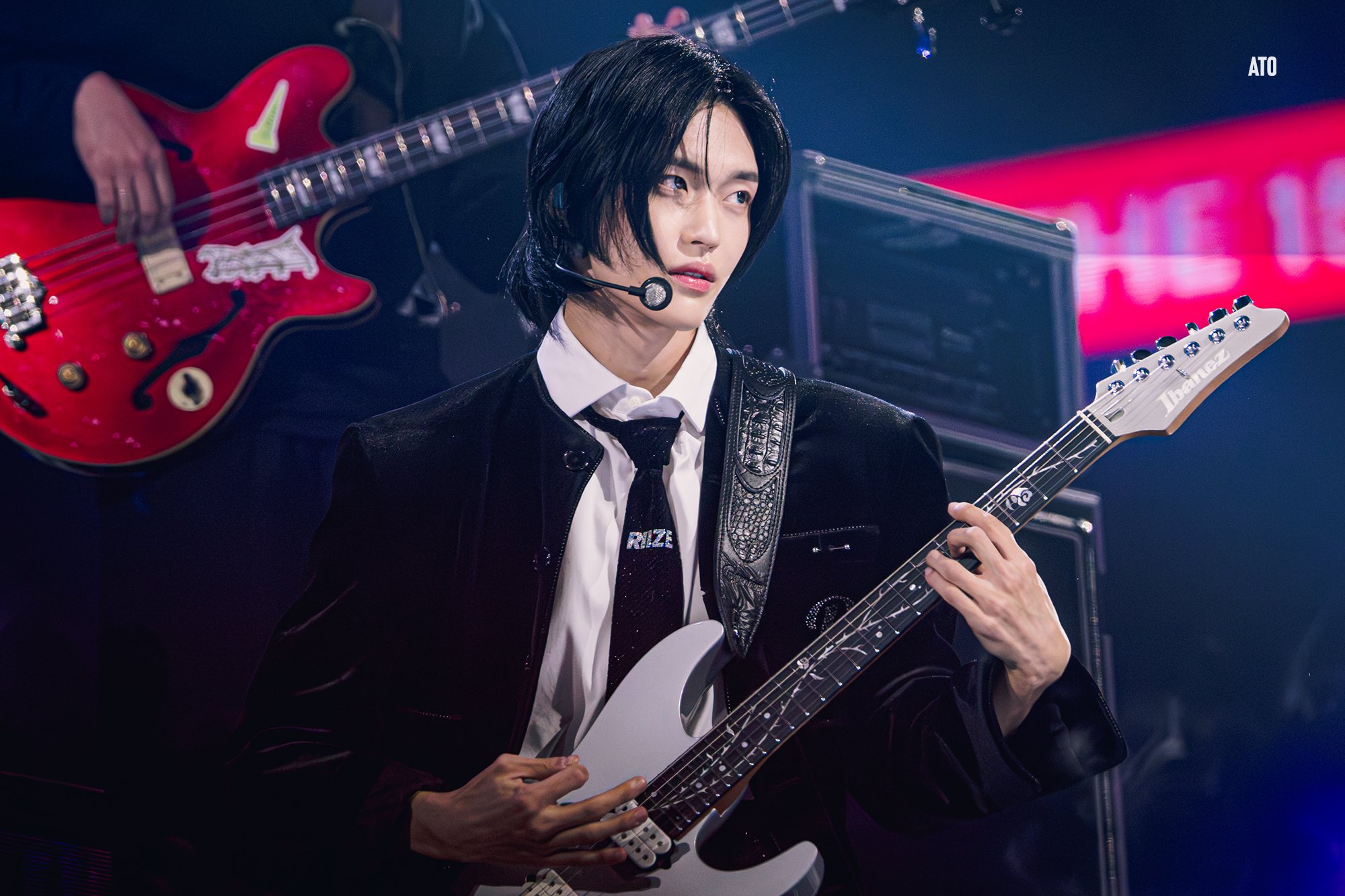 [잡담] 원빈 이날은 계속 못보던 사진들이 나오네 | 인스티즈