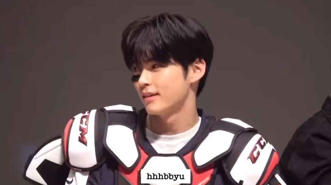 [잡담] ㅇㄴ 성한빈 오늘 팬싸템 봐 에반데 | 인스티즈