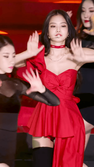 [잡담] (스압주의)제니는 수식어가 뭐가 어울려? 상큼 섹시 퇴폐 청순 이런거중에 | 인스티즈