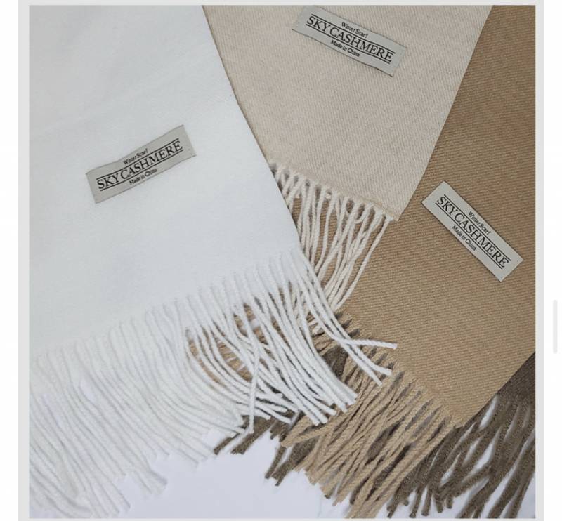 [잡담] 클스마스 플리마켓 나가는데 판매할 목도리 같이 골라주라 ❤️ ☃️🎄❤️ 골라준 사람들 다 해피 크리스마스 되길! 1122334455 | 인스티즈