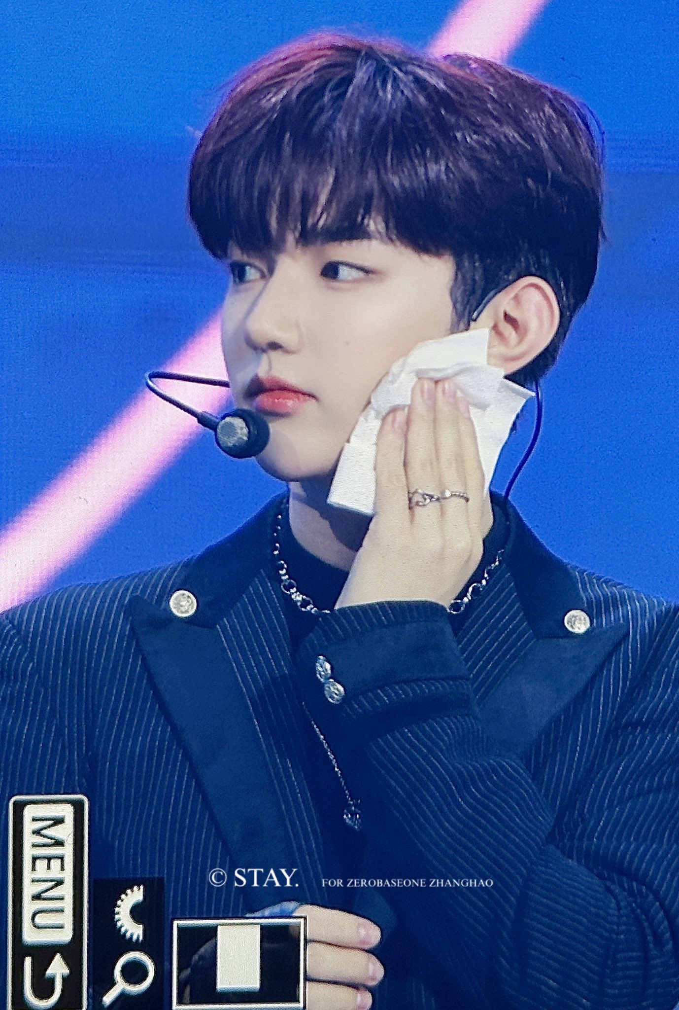 [잡담] 아니 땀 닦는 장하오 프리뷰들 하나같이 다 미친거 같아 | 인스티즈