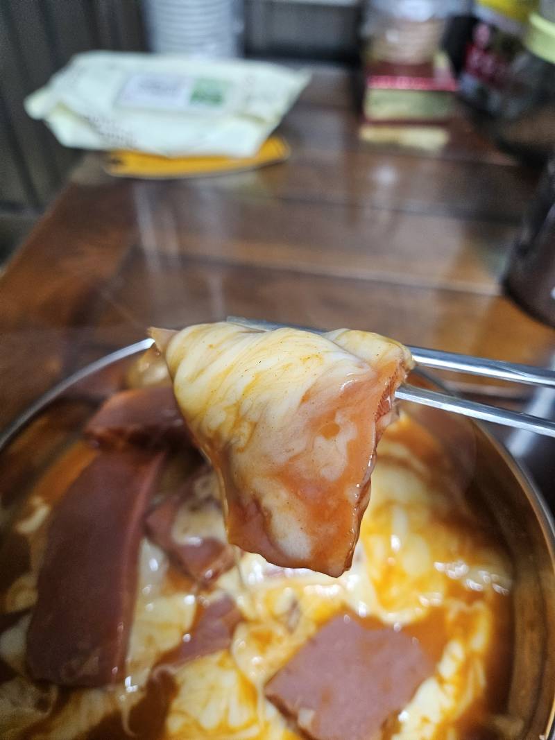 [잡담] 집에 있는 재료로 대충 떡볶이 만듦 | 인스티즈