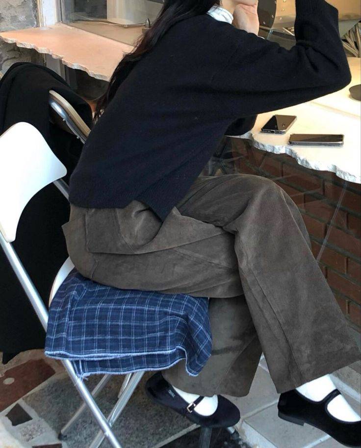 [잡담] 여기 쇼핑몰 아는 익들 있니...???? (인티흥신소 도와줘 🙏🙏) | 인스티즈