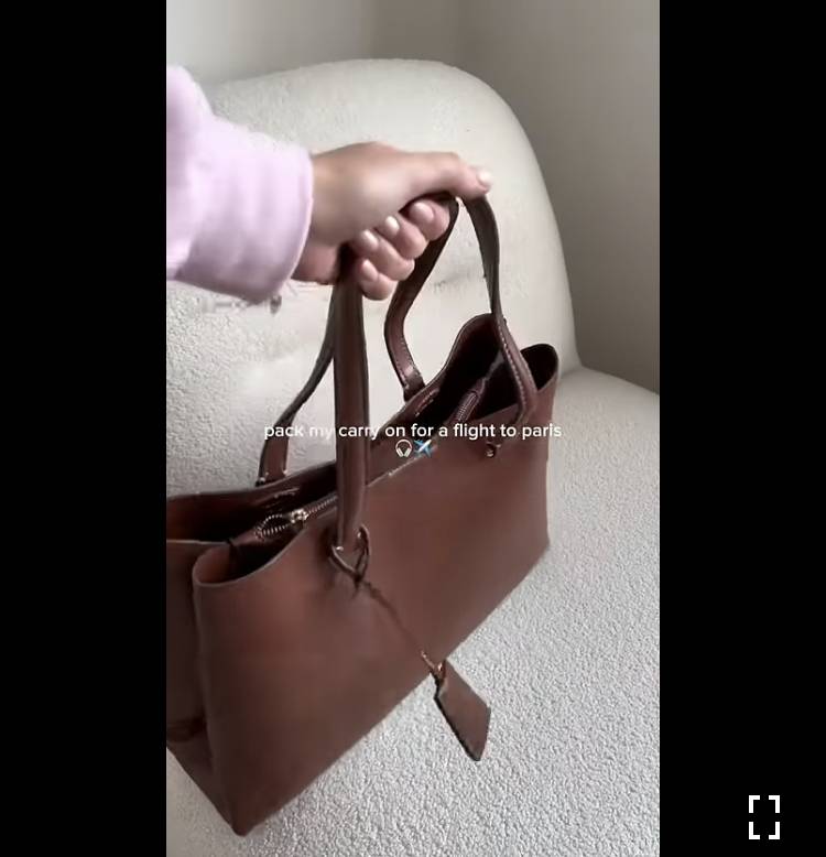 [잡담] 내가 진짜 가방, 백 잘알이다 하는 사람 도움 좀 주십쇼...... | 인스티즈