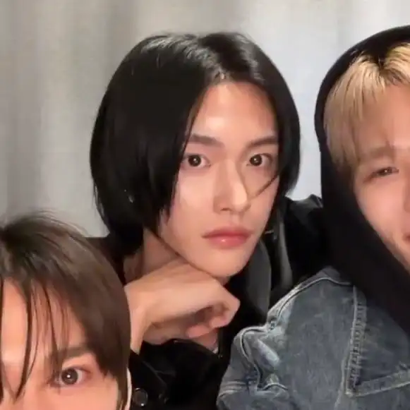 박원빈 반왼 반른 저화질 webp 공유 | 인스티즈