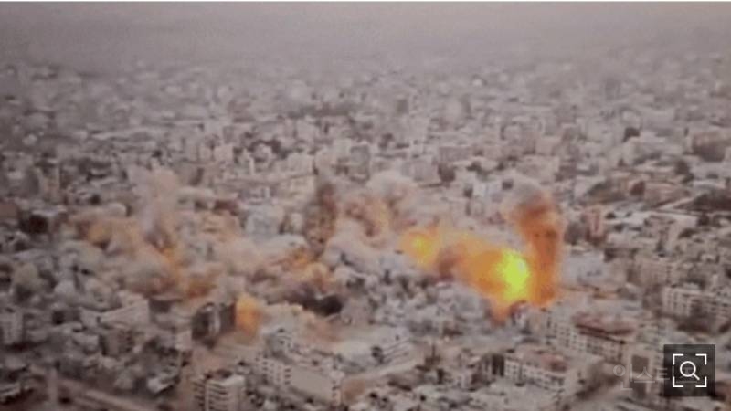 불꽃 번쩍 하더니 건물 와르르… 이스라엘, 하마스 땅굴 폭파 영상 공개 | 인스티즈