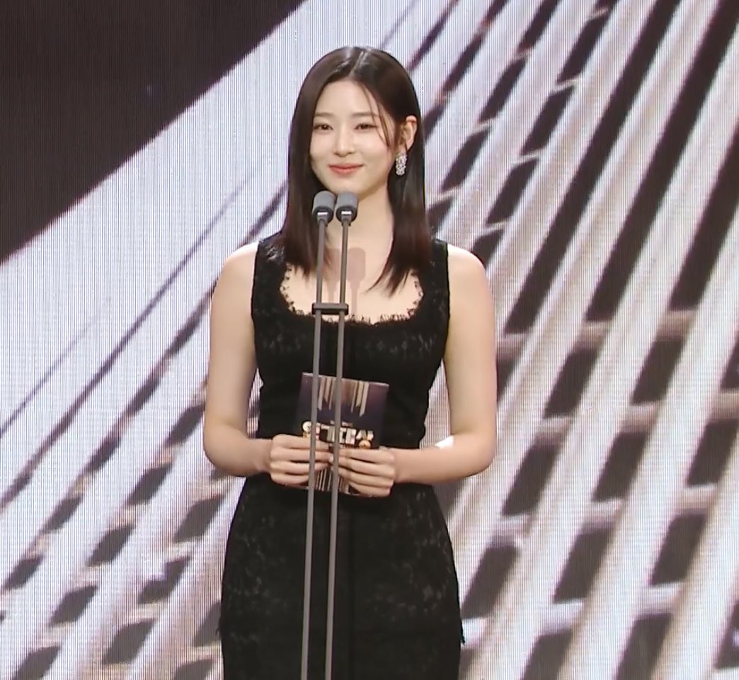 [잡담] 연기대상 김민주 개예쁘다 | 인스티즈