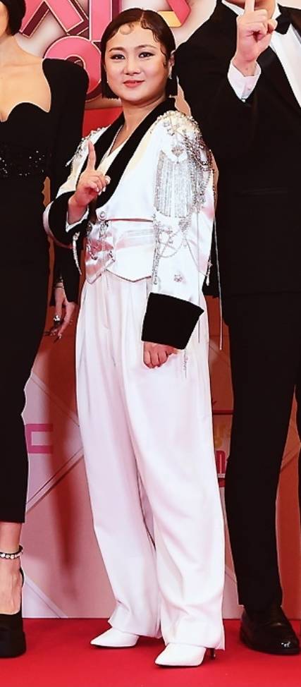 최근 5년간 박나래 연예대상 드레스.JPG | 인스티즈