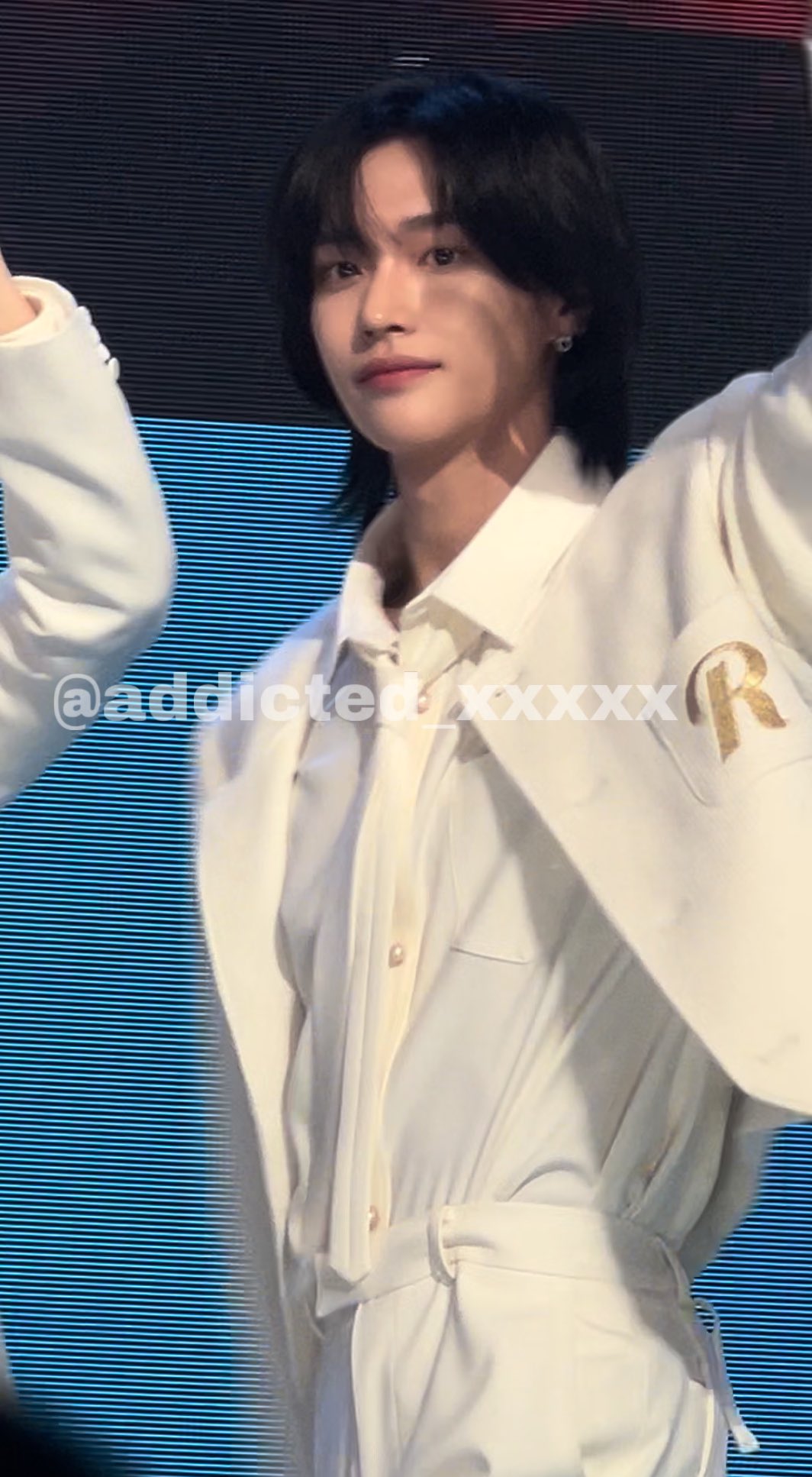 [잡담] 밑에서 찍은건데 어떻게 이렇게 잘나오지 ㅈㅇ 원빈 | 인스티즈